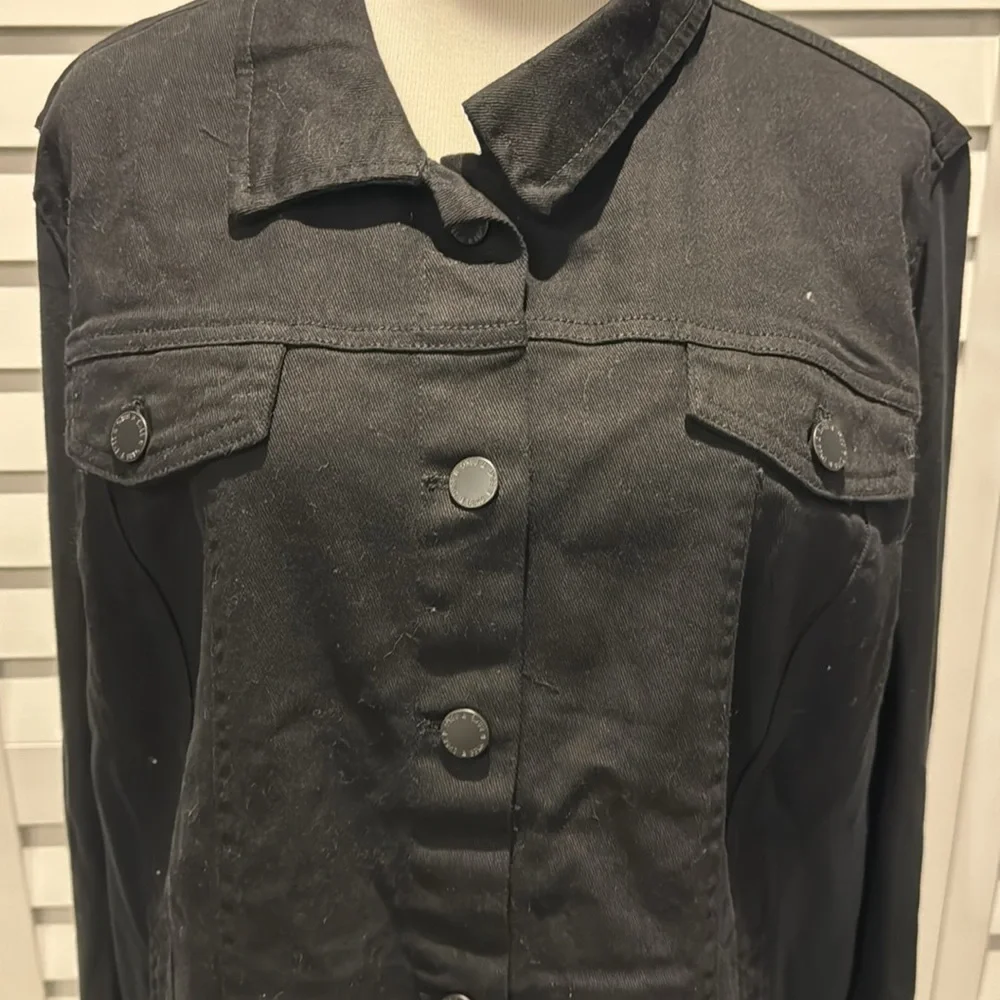 Belle by Kim Gravel NWOT Jacket in a combination of black denim/ Cotton Sleeves. - Picture 2 of 9
